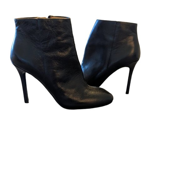 Banana Republic Shoes - Banana Republic Black Leather Booties